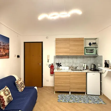 Shama Apartment *